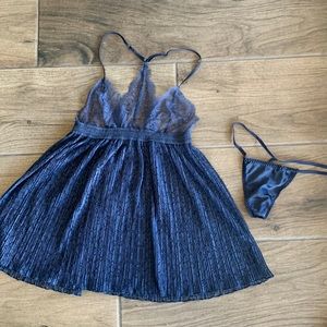 NEW VS Lace Babydoll Small with Thong